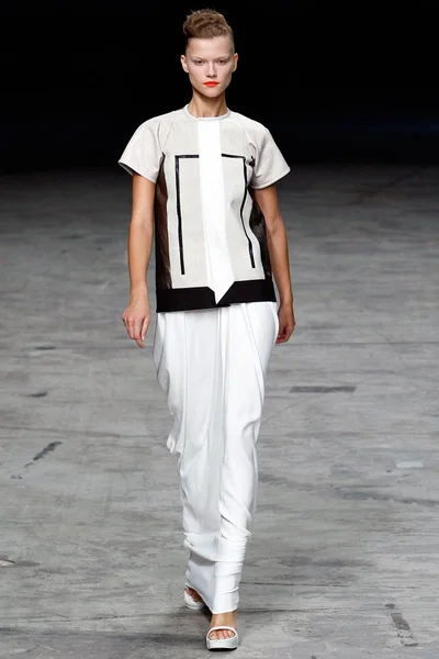 Look 36